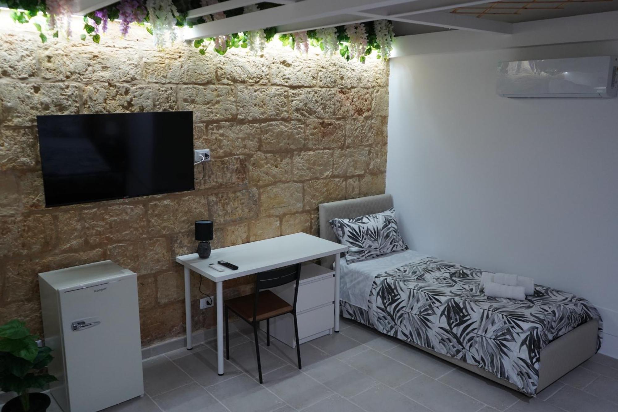 Dimora Antomarti Hotel Bari Exterior photo